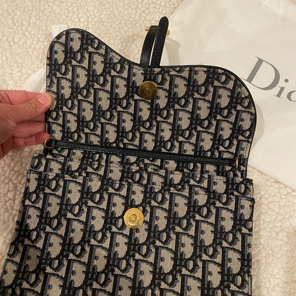 Dior Saddle Wallet On Chain (Saddle Pouch) in Blue Oblique Jacquard - Picture 13 of 13